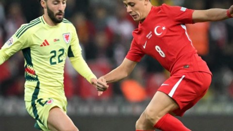 Türkiyə Uelslə heç-heçə etdi