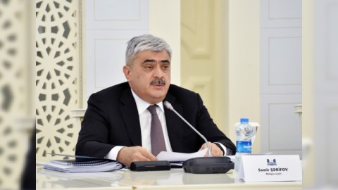 Nazir maaş və pensiyaların artımından DANIŞDI