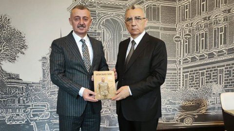 Kocaeli Bələdiyyəsinin sədri Eldar Əzizovla görüşdü