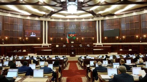 Daha 4 qanun layihəsi plenar iclasına tövsiyə olundu