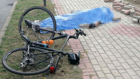 53 yaşlı velosipedçini maşın vurub öldürdü