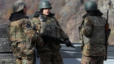 Ermənistan ehtiyatda olan hərbçiləri təlimə ÇAĞIRIR