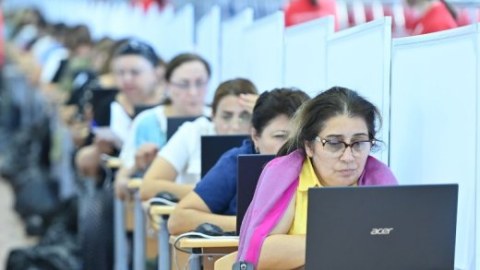 Sertifikasiyada könüllü iştirak edən MÜƏLLİMLƏR