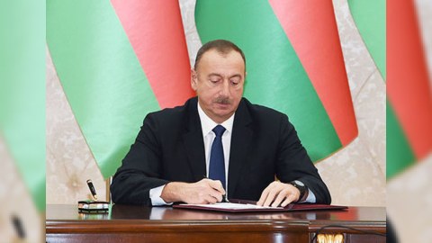 Bələdiyyələrlə bağlı Qanuna Əlavə təsdiqləndi