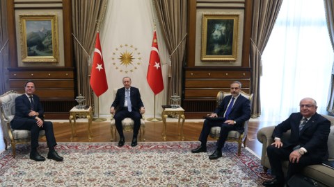NATO rəhbəri Türkiyədə kimlərlə görüşdü?