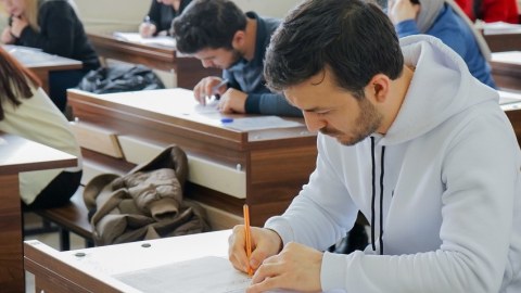 Bazar günü imtahan verənlərin NƏZƏRİNƏ!