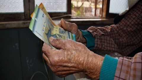 Ünvanlı sosial yardım 2 mərhələdən ibarətdir