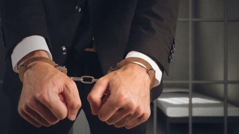 "Yelo Bank"ın əməkdaşı 3.5 milyon manat mənimsədi - Həbs edildi