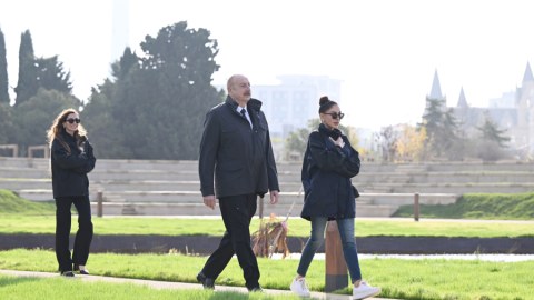 Prezident ailəsi ilə birlikdə Nəbatat Bağının AÇILIŞINDA