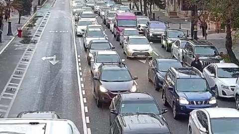Bakıda tıxac olan yolların SİYAHISI