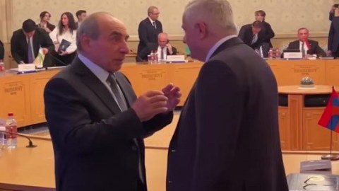 Yaqub Eyyubov Mher Qriqoriyanla bir arada - Görüşdən FOTOLAR