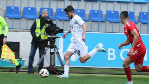 "Araz Naxçıvan" liderliyə yüksəldi