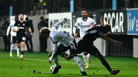 "Heç bir oyunçunu arxa plana atmırıq"