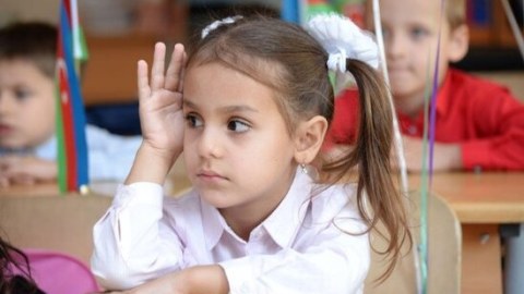 Bəlkə qış aylarında dərsləri 1 saat gec başlayaq... -&nbsp;Maraqlı TƏKLİF