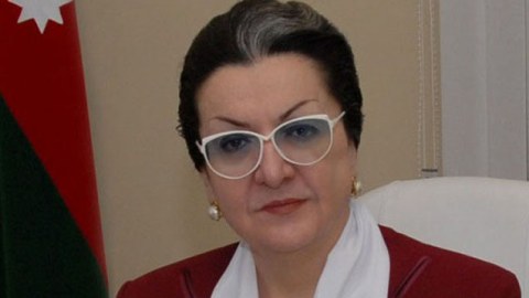 Lalə Şövkət hərəkət qabiliyyətini itirdi