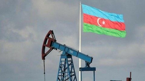 Azərbaycan nefti bahalaşır