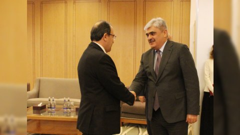 Maliyyə naziri Türkiyə səfiri ilə görüşüb
