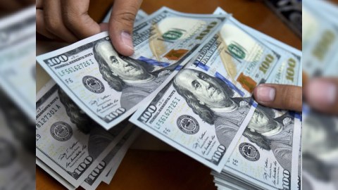 Banklar 58,7 milyon dollar tələb edir