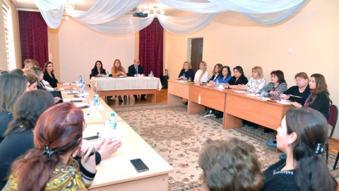 Bağça müdirləri ilə görüş keçirilib
