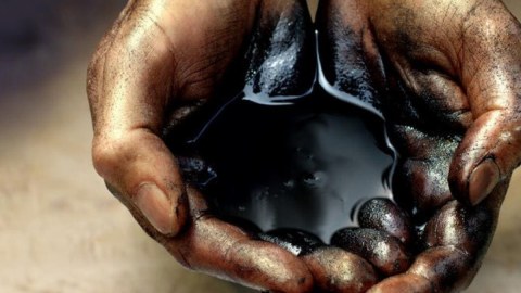 “Brent” neftin qiyməti 72 dollara düşüb