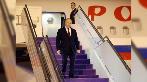 Putin Belarusa GETDİ