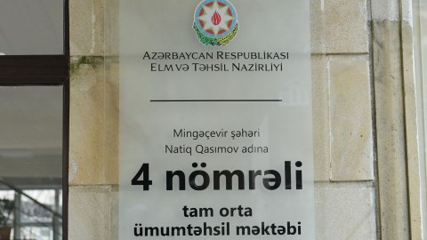 Nazir həmin məktəbə getdi - FOTO
