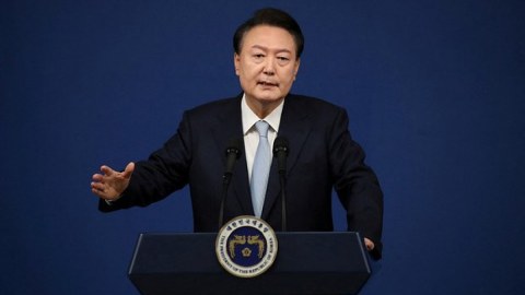 Cənubi Koreya prezidenti istefa verir