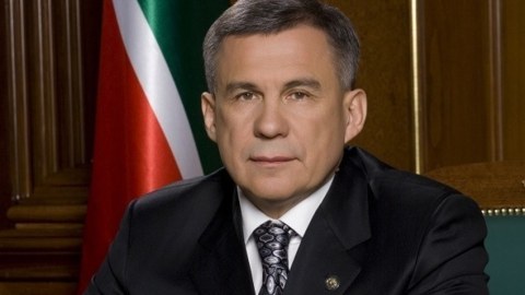 Putin onu təltif etdi 