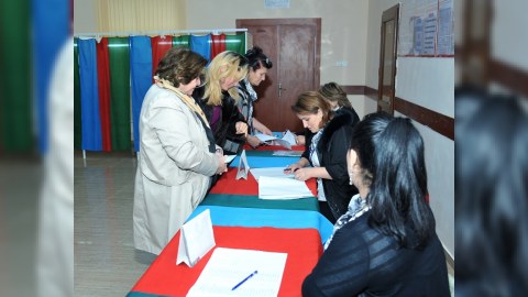 İki seçki dairəsinin hər biri üzrə 1 əlavə seçki məntəqəsi yaradıldı