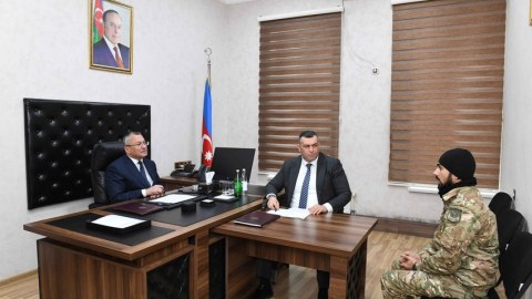Rövşən Rzayev vətəndaşları qəbul edib - FOTO