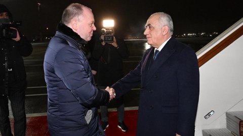 Əli Əsədov Rusiyaya getdi