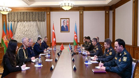 Türkiyənin ordu generalı Bakıda: sərhəddəki vəziyyət müzakirə edildi