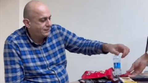 Bu trendi gecikmədən dayandırsınlar!&nbsp;- Müəllimlərə şokolad yığanlara ÇAĞIRIŞ