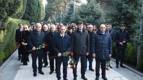 Dövlət Komitəsində Heydər Əliyevin xatirəsi anılıb - FOTOLAR