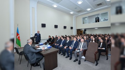 Nazir müavini Quba-Xaçmaz regionunda təhsil rəhbərlərini bir araya gətirdi