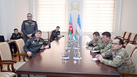 Azərbaycan və Özbəkistan hərbi mütəxəssisləri görüşüb