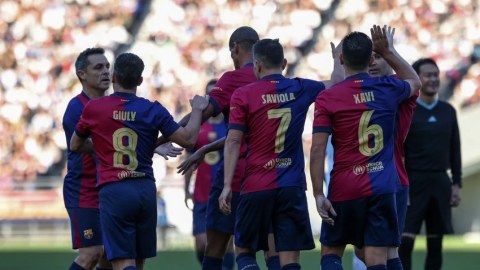 "Barselona" və "Real"&nbsp;əfsanələrinin yoldaşlıq matçı