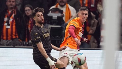 &ldquo;Qalatasaray&rdquo;dan derbi qələbəsi