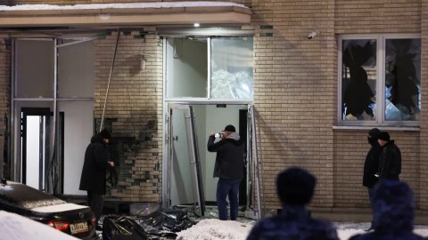 Rusiyada general və köməkçisi sui-qəsd nəticəsində ÖLDÜRÜLÜB - YENİLƏNİB