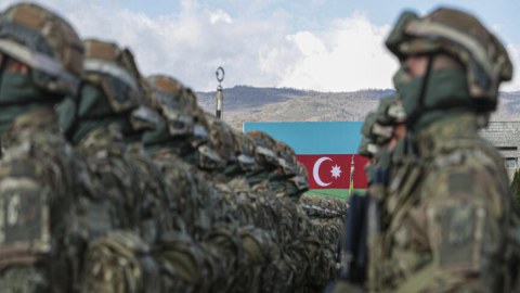 Azərbaycanda&nbsp;hərbi xidmət müddəti azaldılmayacaq&nbsp;- Rəsmi CAVAB