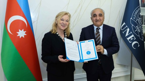 FIBAA-nın &nbsp;akkreditasiya sertifikatları UNEC-ə təqdim olunub