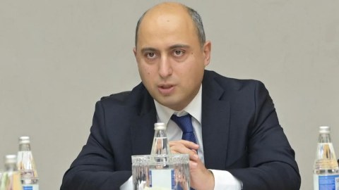 Nazir məktəb direktorlarına tapşırıqlar VERDİ