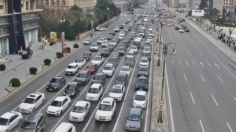 Bakı yollarında TIXAC