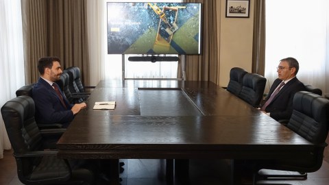 “AzerGold”un sədri 3-cü “Yüksəliş” müsabiqəsinin qalibi ilə görüşüb