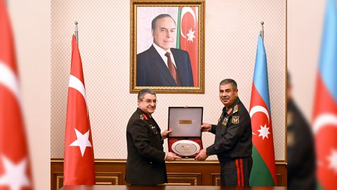 Türkiyəli general Bakıya GƏLDİ