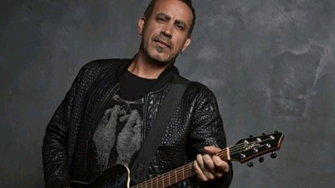 Haluk Levent xəstəxanaya yerləşdirildi