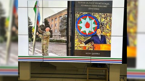 Deputatlar Musa Qasımlının kitab təqdimatında - FOTO