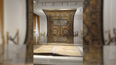 Kəbənin örtüyü Azərbaycana gətirilib - FOTO