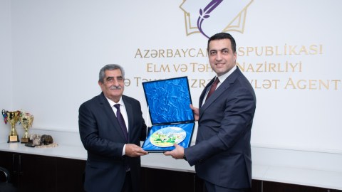 Mərkəzin&nbsp;direktoru&nbsp;təqaüdə GÖNDƏRİLDİ