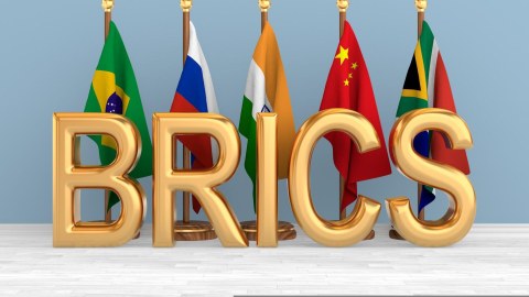 9 ölkə BRICS üzvü olmaq istəyir - SİYAHI